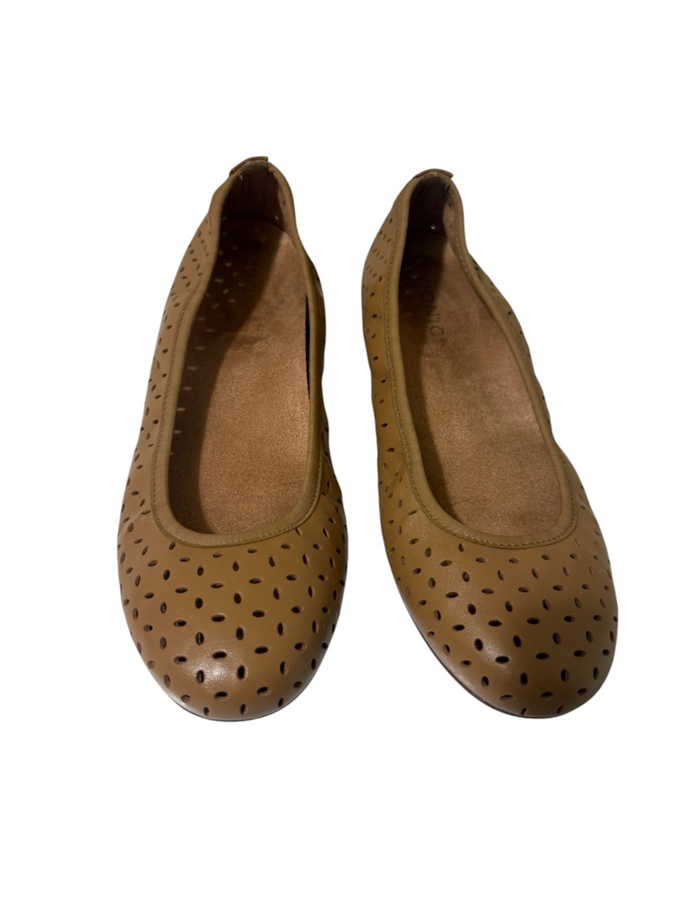Leather ballet flats, Vionic, perforated design